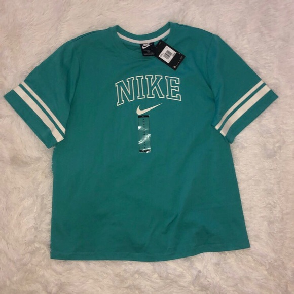 nike varsity shirt